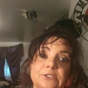 Meet your Posher, Gena